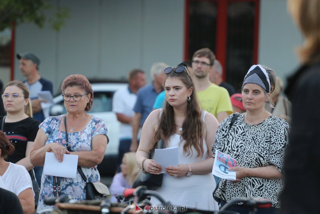 Powstańcze śpiewanie w Ostrołęce [01.08.2022] - zdjęcie #20 - eOstroleka.pl