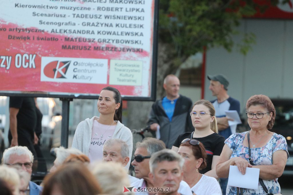 Powstańcze śpiewanie w Ostrołęce [01.08.2022] - zdjęcie #21 - eOstroleka.pl