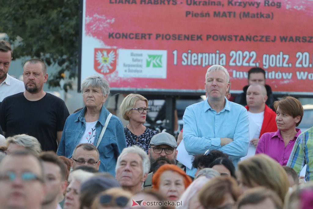 Powstańcze śpiewanie w Ostrołęce [01.08.2022] - zdjęcie #22 - eOstroleka.pl