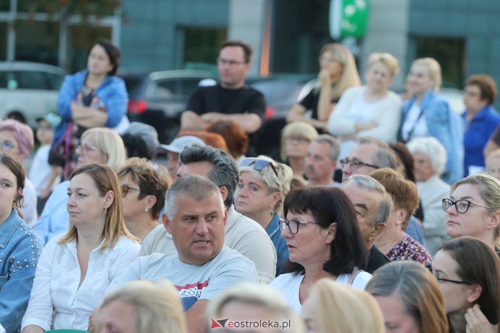 Powstańcze śpiewanie w Ostrołęce [01.08.2022] - zdjęcie #102 - eOstroleka.pl