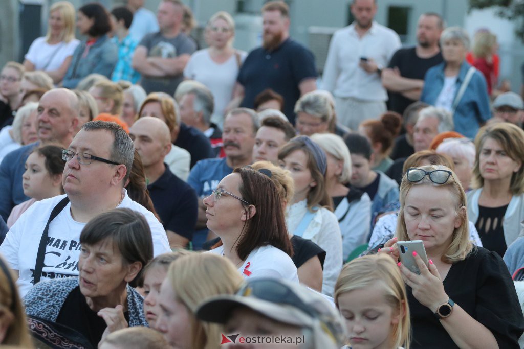 Powstańcze śpiewanie w Ostrołęce [01.08.2022] - zdjęcie #98 - eOstroleka.pl