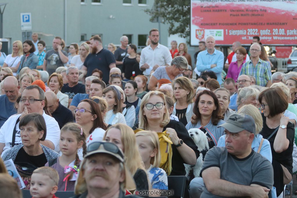 Powstańcze śpiewanie w Ostrołęce [01.08.2022] - zdjęcie #94 - eOstroleka.pl