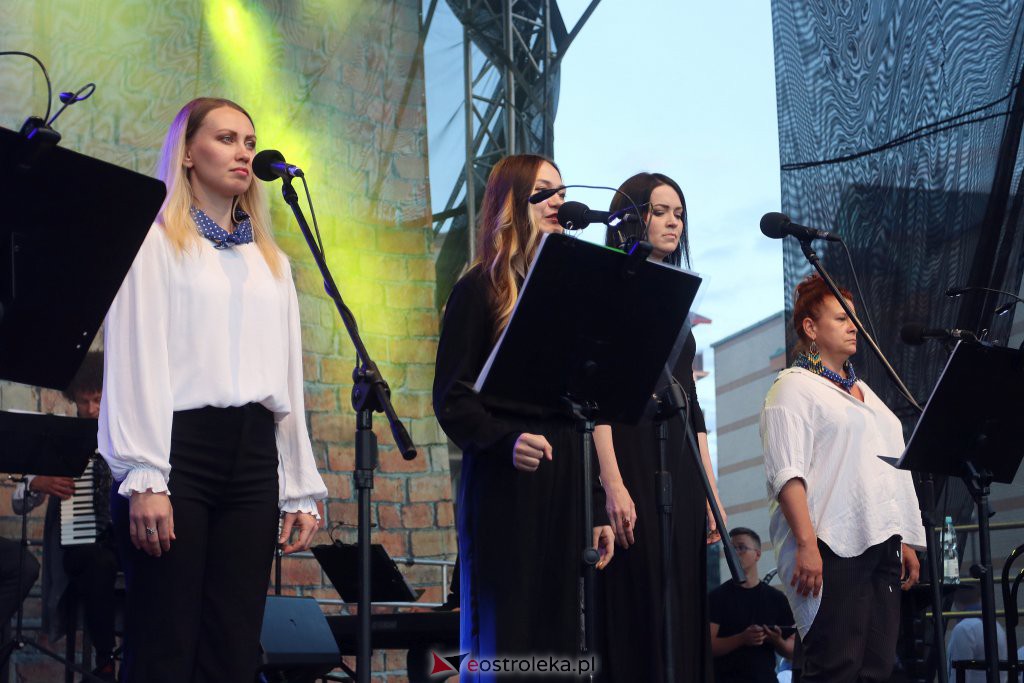 Powstańcze śpiewanie w Ostrołęce [01.08.2022] - zdjęcie #85 - eOstroleka.pl
