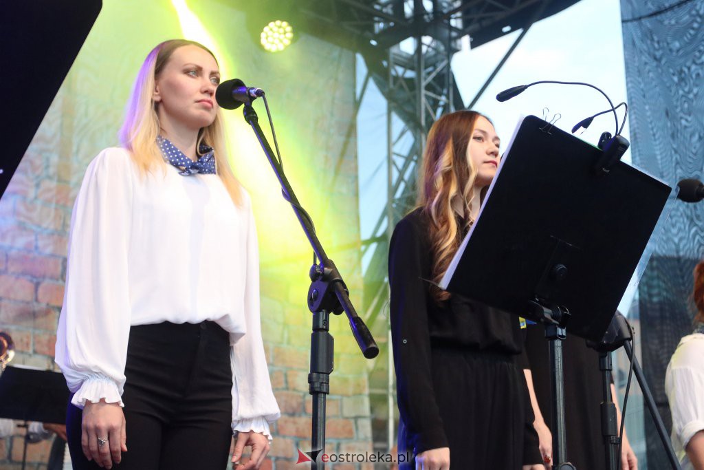 Powstańcze śpiewanie w Ostrołęce [01.08.2022] - zdjęcie #83 - eOstroleka.pl