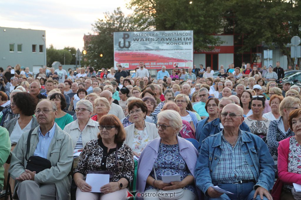 Powstańcze śpiewanie w Ostrołęce [01.08.2022] - zdjęcie #81 - eOstroleka.pl
