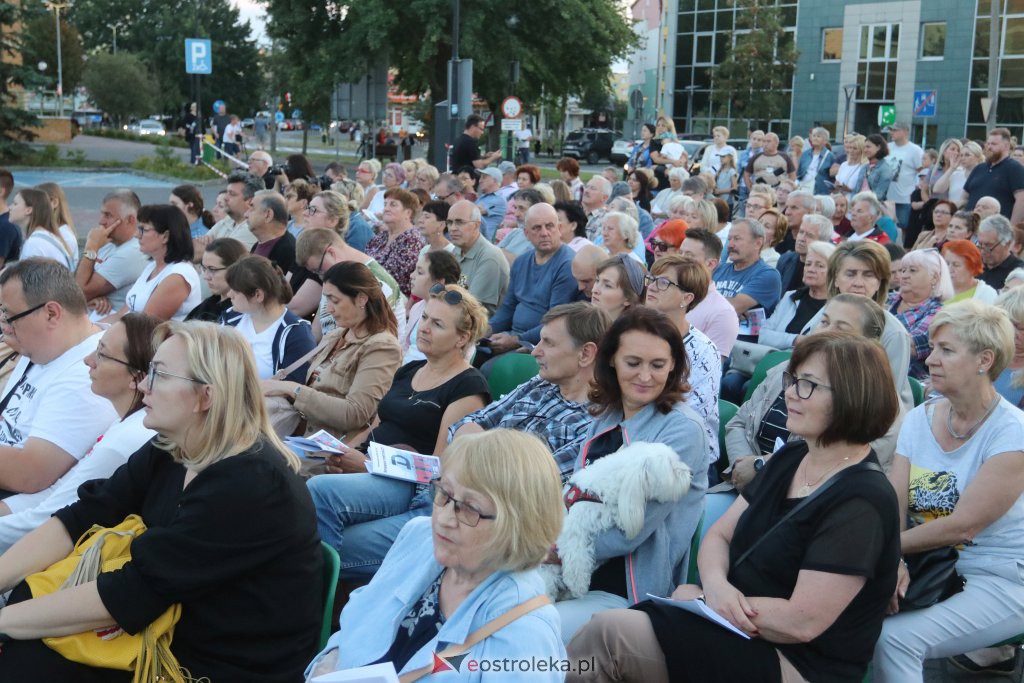 Powstańcze śpiewanie w Ostrołęce [01.08.2022] - zdjęcie #73 - eOstroleka.pl