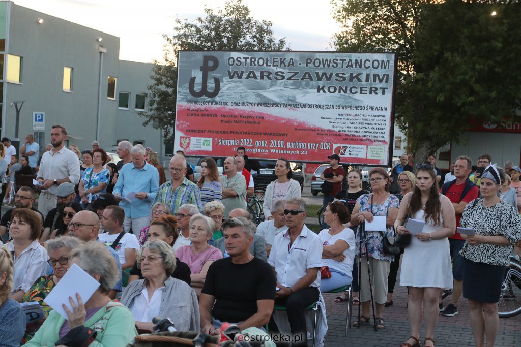 Powstańcze śpiewanie w Ostrołęce [01.08.2022] - zdjęcie #70 - eOstroleka.pl