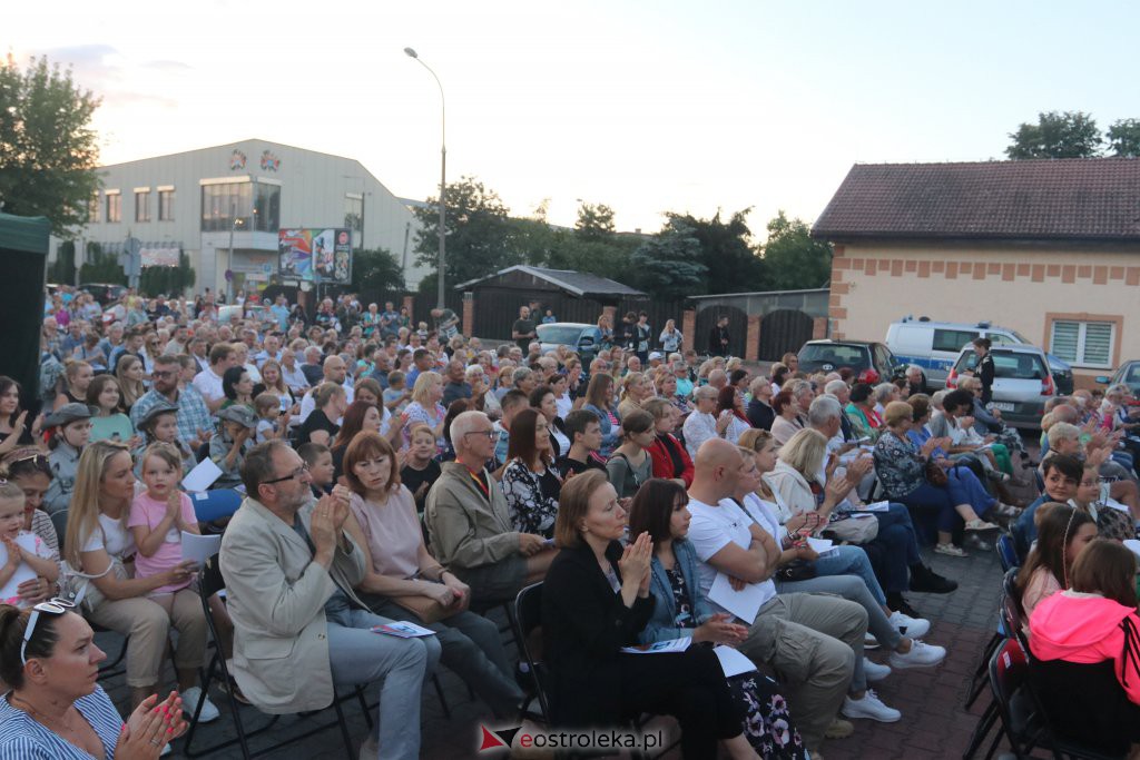 Powstańcze śpiewanie w Ostrołęce [01.08.2022] - zdjęcie #63 - eOstroleka.pl