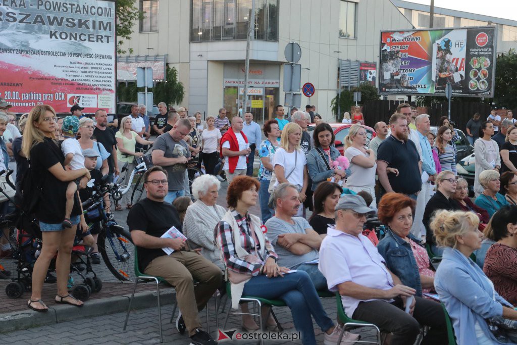 Powstańcze śpiewanie w Ostrołęce [01.08.2022] - zdjęcie #58 - eOstroleka.pl