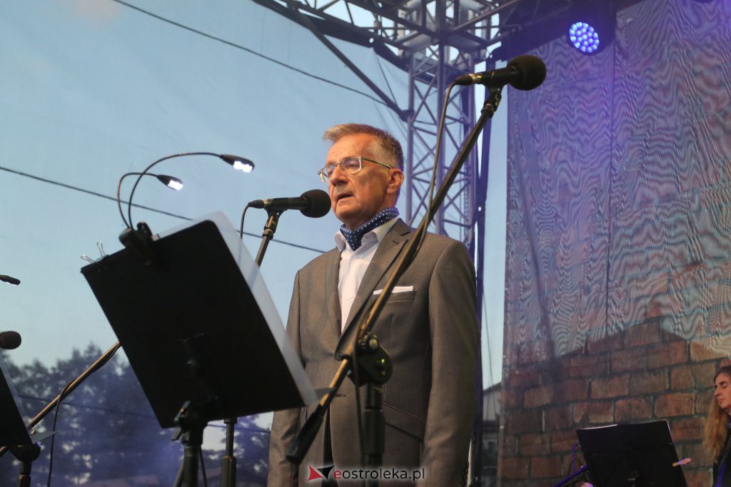 Powstańcze śpiewanie w Ostrołęce [01.08.2022] - zdjęcie #57 - eOstroleka.pl