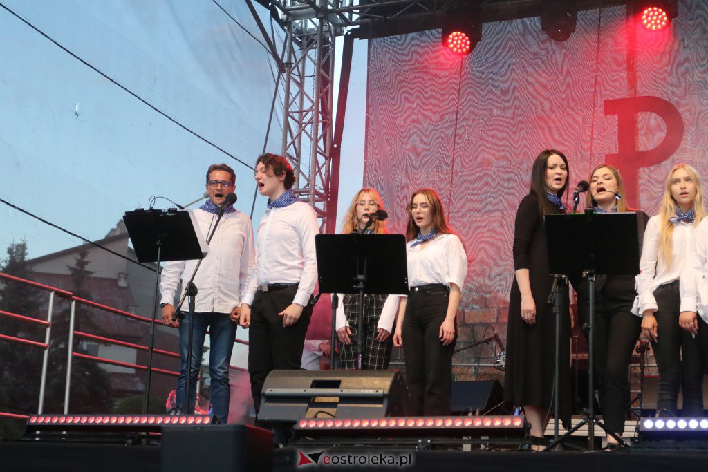 Powstańcze śpiewanie w Ostrołęce [01.08.2022] - zdjęcie #43 - eOstroleka.pl