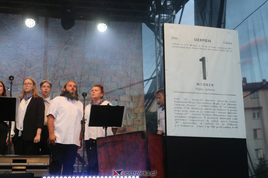 Powstańcze śpiewanie w Ostrołęce [01.08.2022] - zdjęcie #41 - eOstroleka.pl