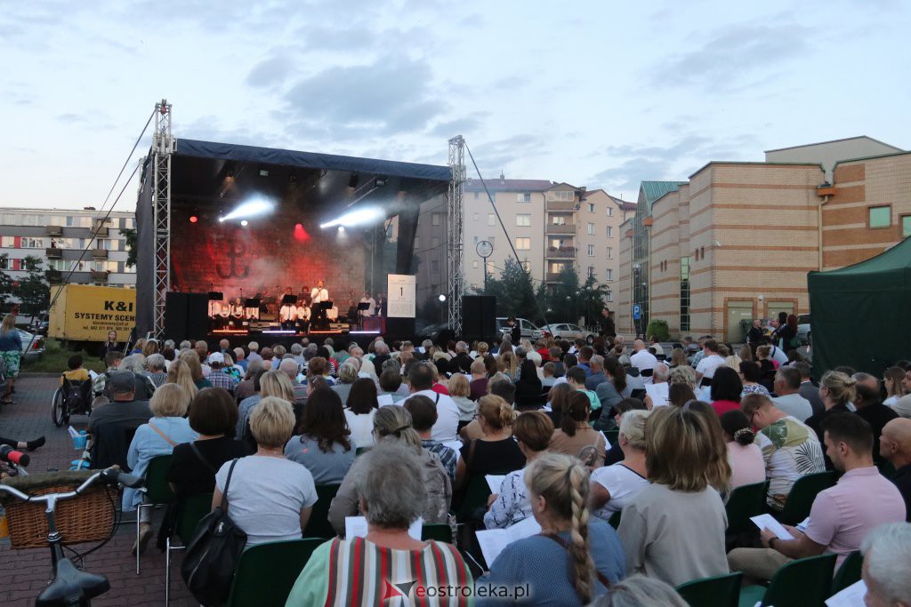 Powstańcze śpiewanie w Ostrołęce [01.08.2022] - zdjęcie #30 - eOstroleka.pl
