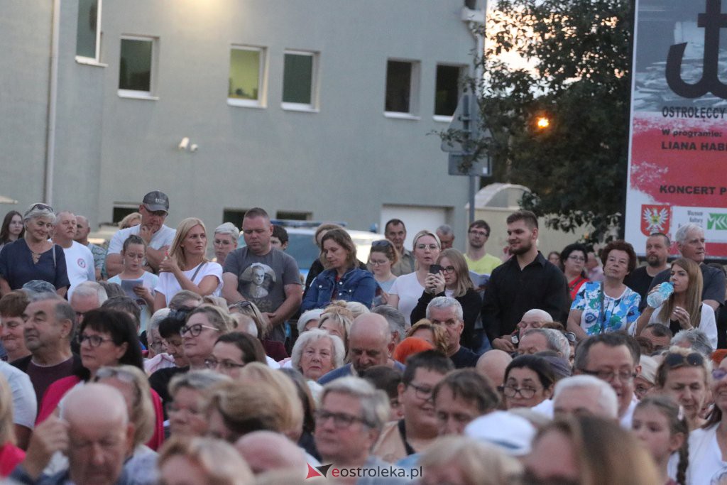 Powstańcze śpiewanie w Ostrołęce [01.08.2022] - zdjęcie #7 - eOstroleka.pl