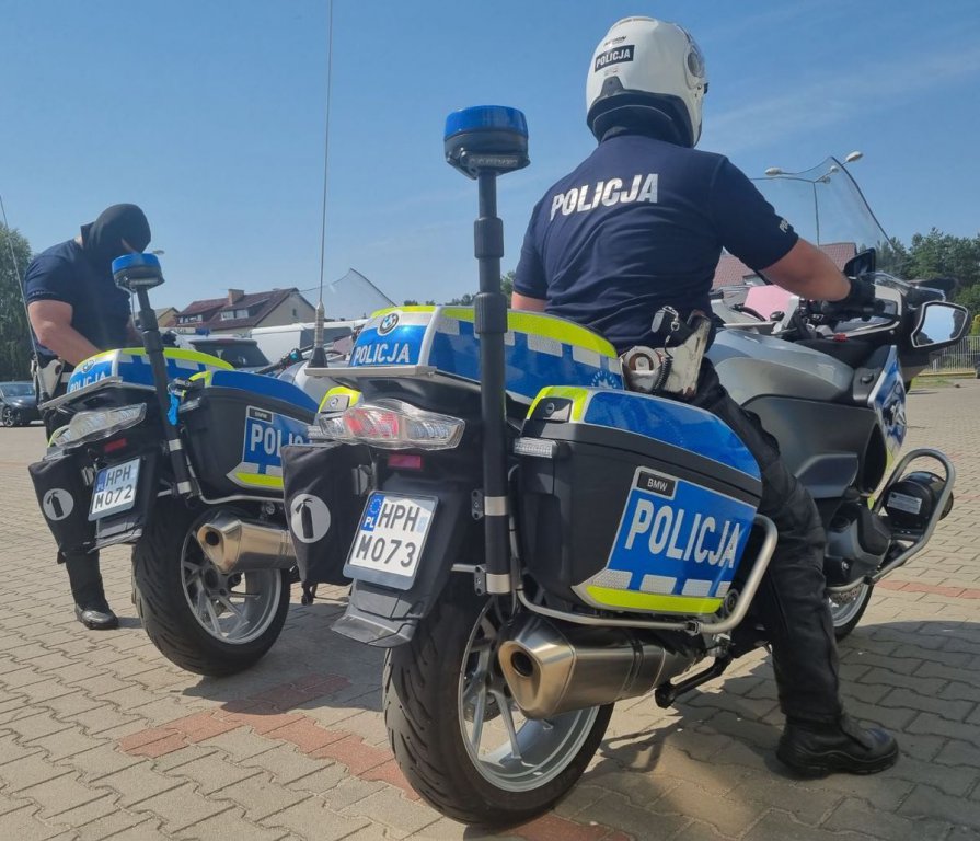 Nowe szybkie motocykle w Komendzie Miejskiej Policji w Ostrołęce - zdjęcie #1 - eOstroleka.pl