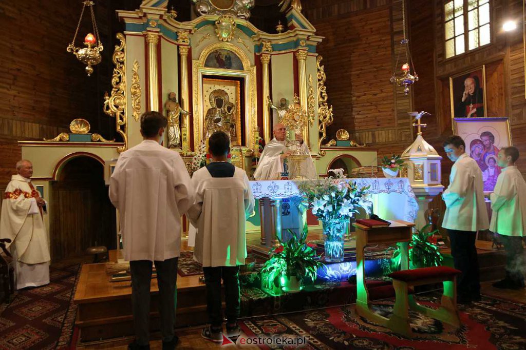 Uroczystość Przemienienia Pańskiego w Brodowych Łąkach {06.08.2022] - zdjęcie #31 - eOstroleka.pl