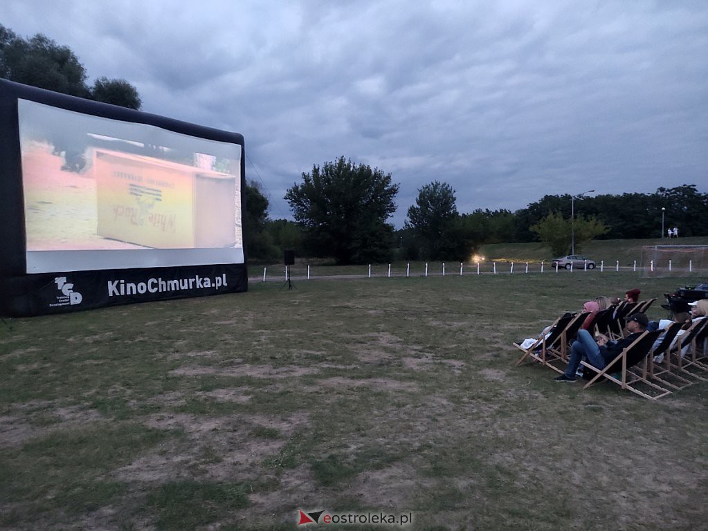 Kino letnie w Ostrołęce [08.08.2022] - zdjęcie #6 - eOstroleka.pl