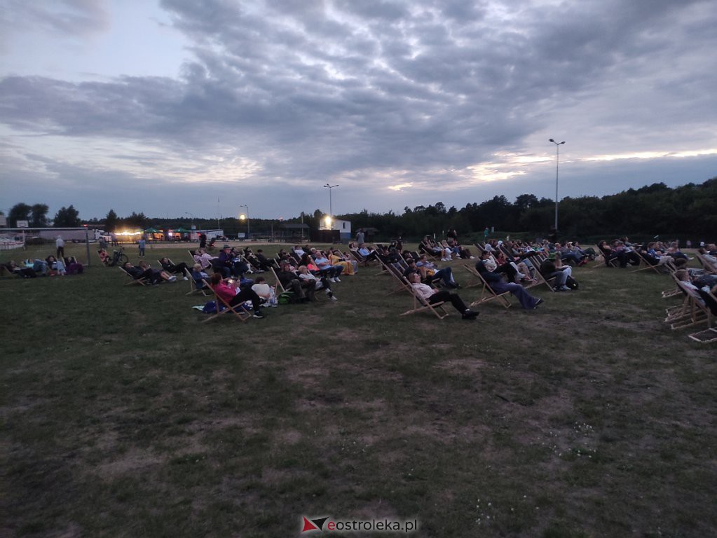 Kino letnie w Ostrołęce [08.08.2022] - zdjęcie #11 - eOstroleka.pl