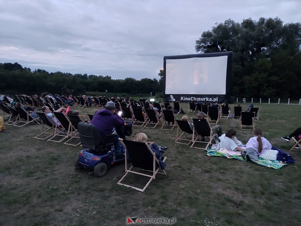 Kino letnie w Ostrołęce [08.08.2022] - zdjęcie #14 - eOstroleka.pl
