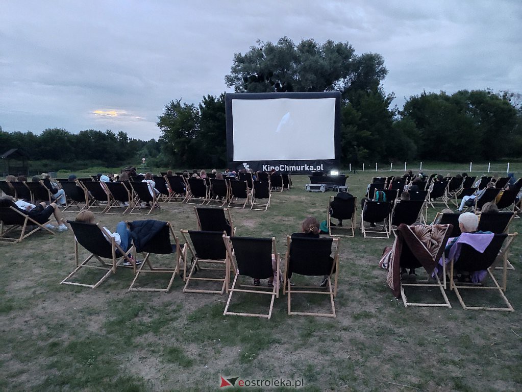 Kino letnie w Ostrołęce [08.08.2022] - zdjęcie #15 - eOstroleka.pl
