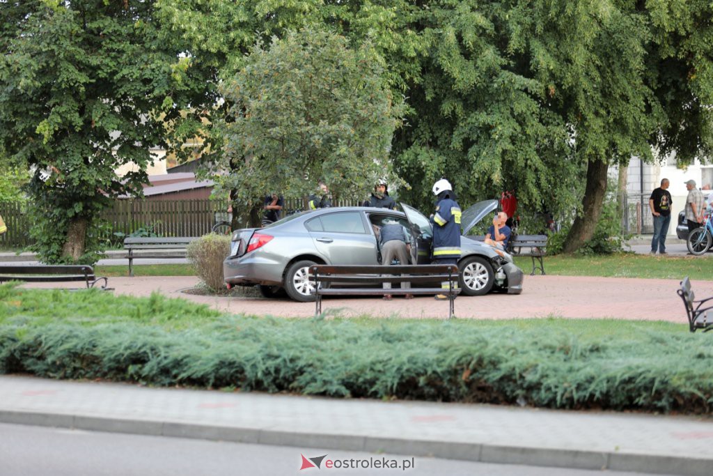 Poważny wypadek w Lelisie [12.08.2022] - zdjęcie #7 - eOstroleka.pl