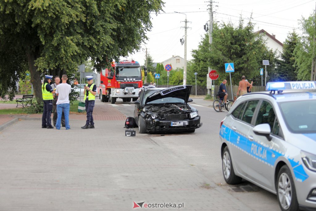 Poważny wypadek w Lelisie [12.08.2022] - zdjęcie #14 - eOstroleka.pl
