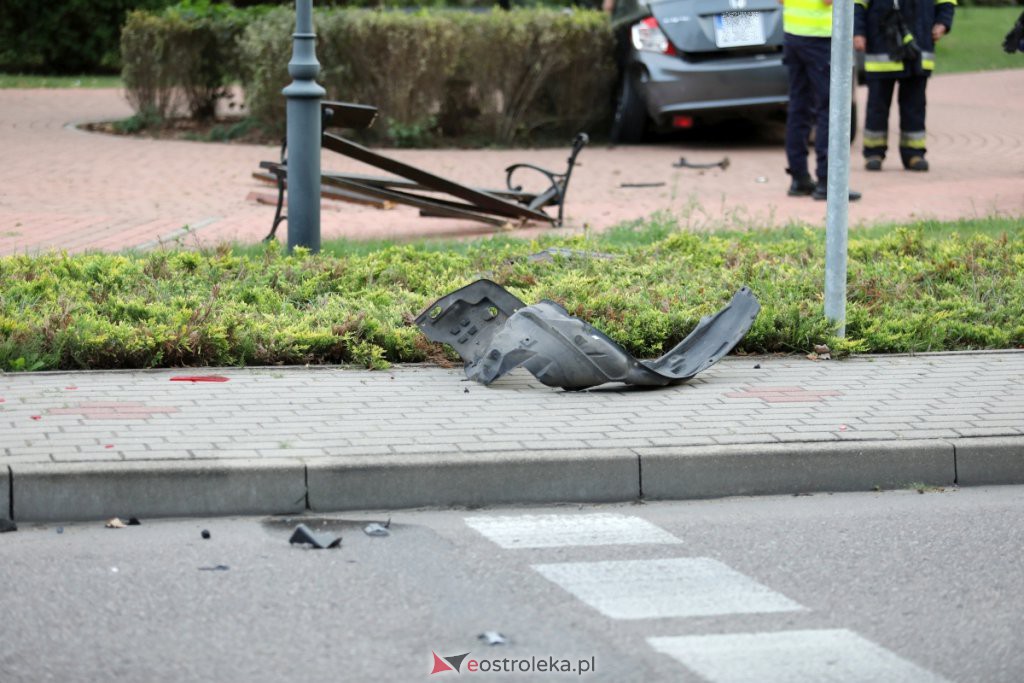 Poważny wypadek w Lelisie [12.08.2022] - zdjęcie #27 - eOstroleka.pl