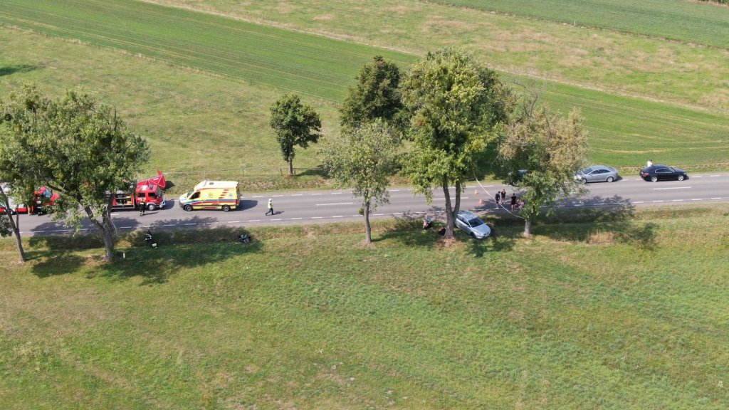 Wypadek w Dylewie [13.08.2022] - zdjęcie #4 - eOstroleka.pl