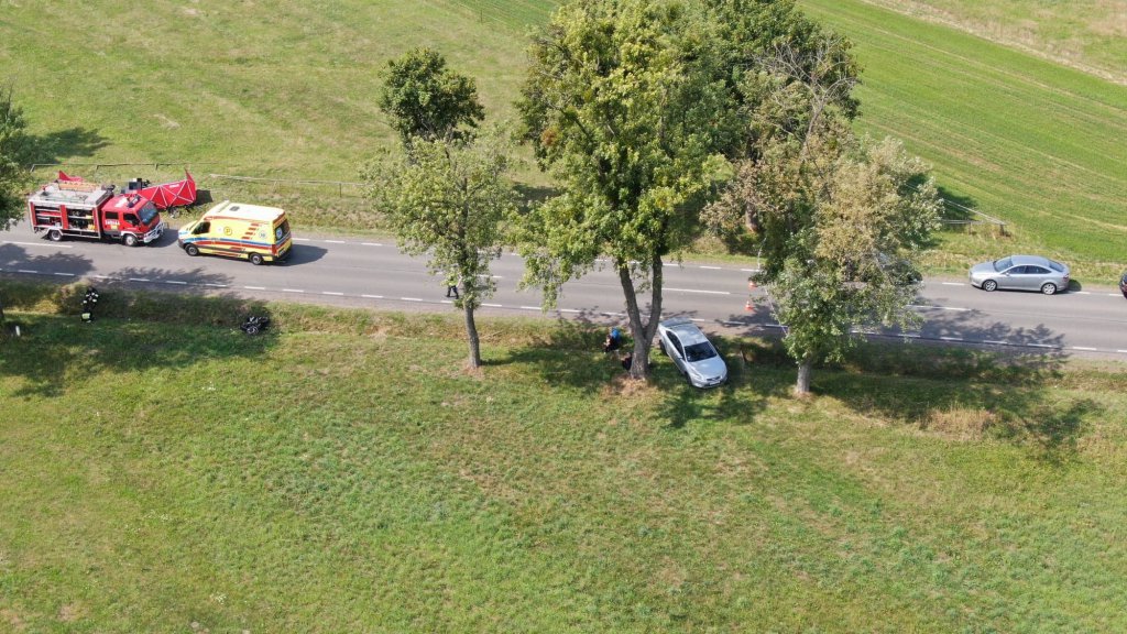 Wypadek w Dylewie [13.08.2022] - zdjęcie #3 - eOstroleka.pl