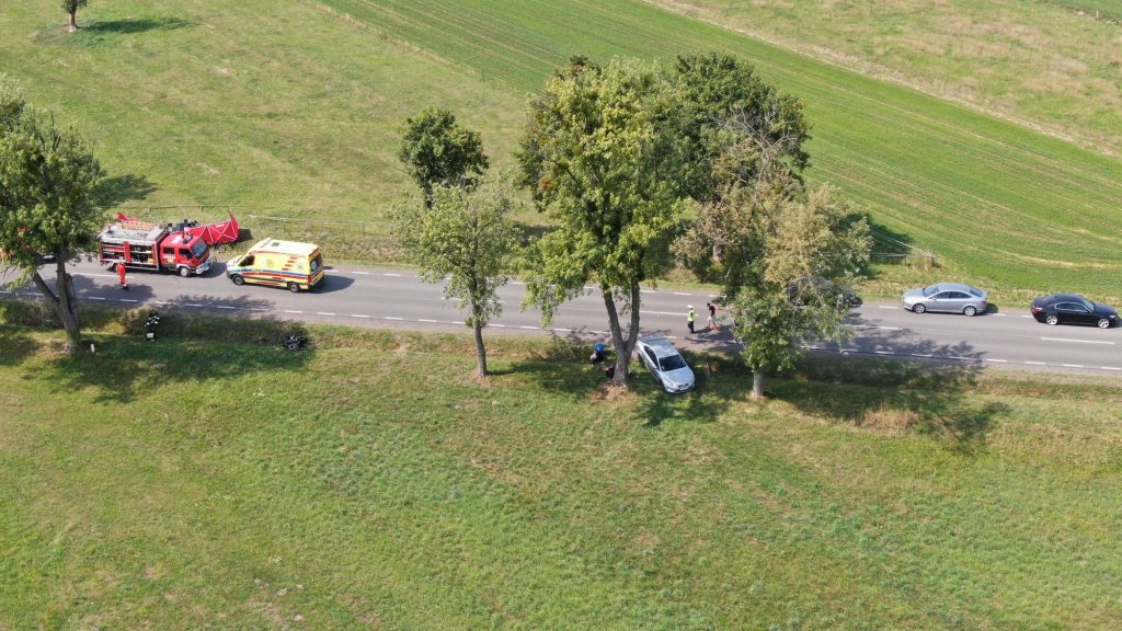 Wypadek w Dylewie [13.08.2022] - zdjęcie #2 - eOstroleka.pl