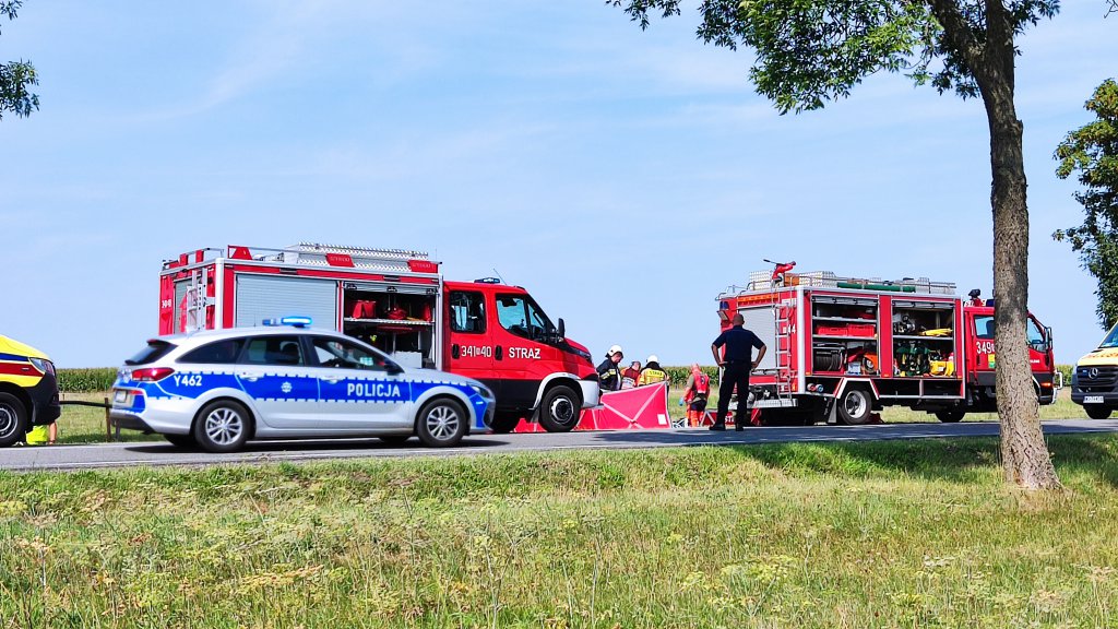 Wypadek w Dylewie [13.08.2022] - zdjęcie #10 - eOstroleka.pl