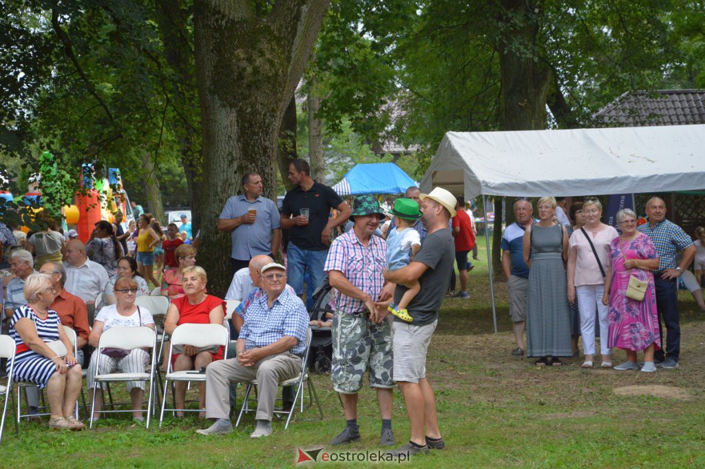 Świnia kontra dzik! Dożynkowa zabawa w Przytułach Starych [14.08.2022] - zdjęcie #21 - eOstroleka.pl