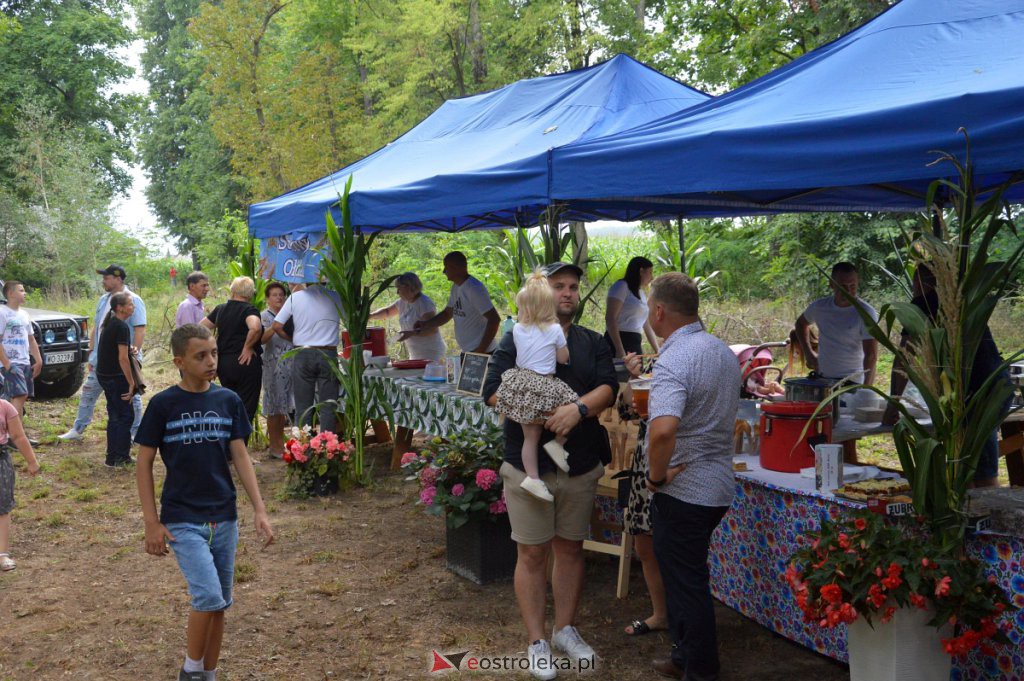 Świnia kontra dzik! Dożynkowa zabawa w Przytułach Starych [14.08.2022] - zdjęcie #4 - eOstroleka.pl