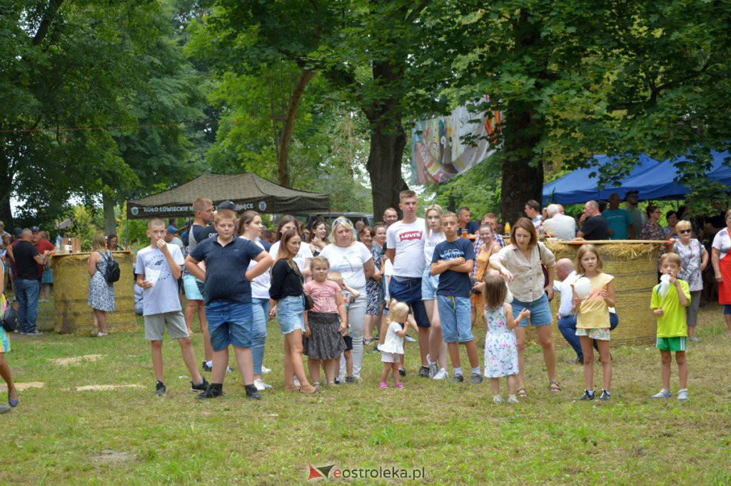 Świnia kontra dzik! Dożynkowa zabawa w Przytułach Starych [14.08.2022] - zdjęcie #25 - eOstroleka.pl
