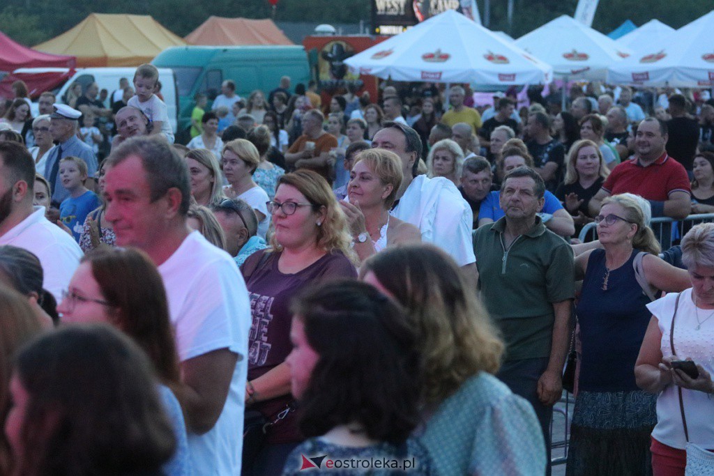 Jarmarki Czerwińskie z zespołem Enej [14.08.2022] - zdjęcie #58 - eOstroleka.pl