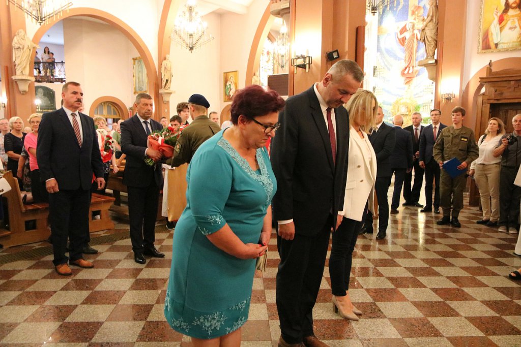 Uroczystości w kościele pw. Zbawiciela Świata [15.08.2022] - zdjęcie #12 - eOstroleka.pl