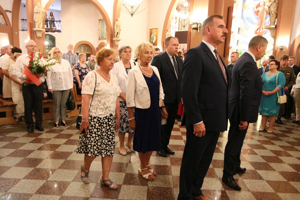 Uroczystości w kościele pw. Zbawiciela Świata [15.08.2022] - zdjęcie #15 - eOstroleka.pl