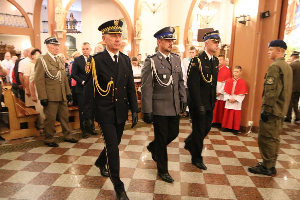 Uroczystości w kościele pw. Zbawiciela Świata [15.08.2022] - zdjęcie #22 - eOstroleka.pl