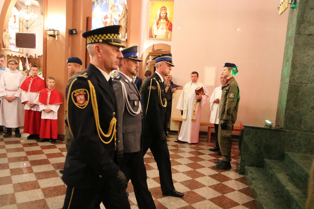 Uroczystości w kościele pw. Zbawiciela Świata [15.08.2022] - zdjęcie #23 - eOstroleka.pl