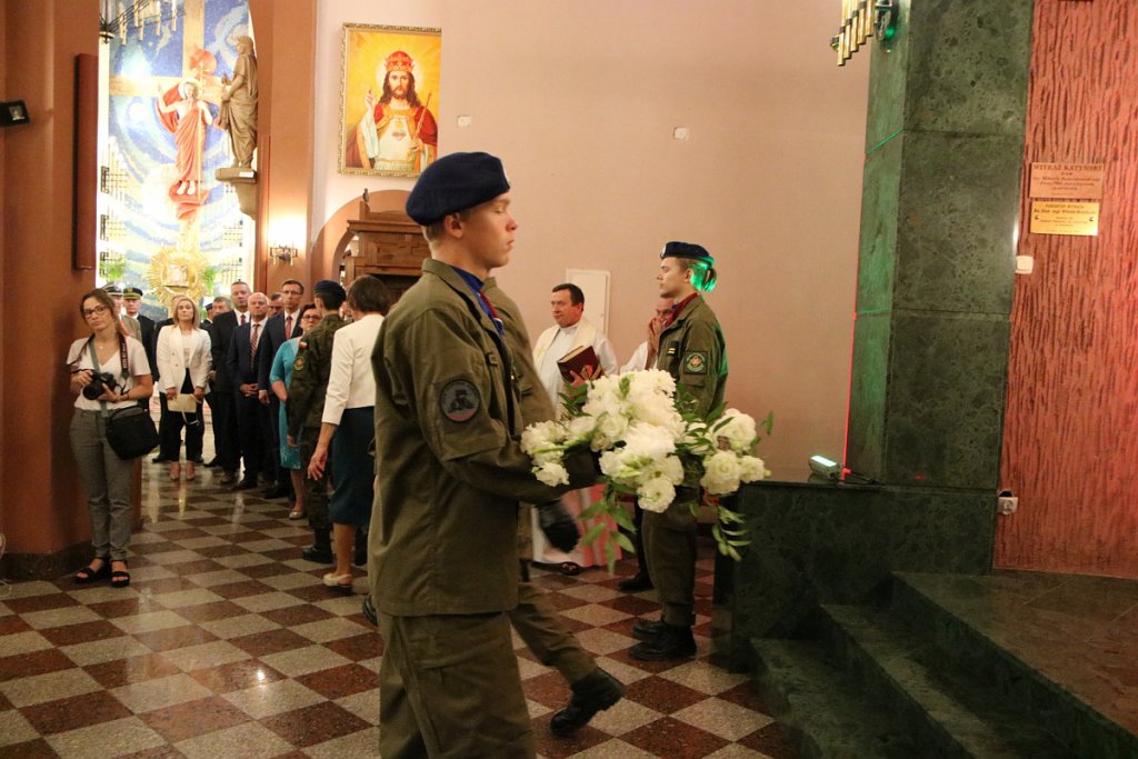 Uroczystości w kościele pw. Zbawiciela Świata [15.08.2022] - zdjęcie #30 - eOstroleka.pl