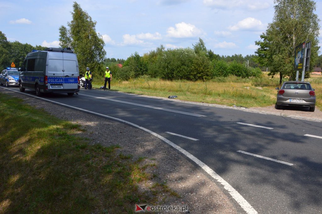 Wypadek na DK 53 z udziałem motocyklisty [15.08.2022] - zdjęcie #6 - eOstroleka.pl