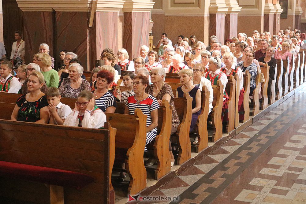 Jubileusz 50-lecia posługi kapłańskiej księdza prałata Mariana Niemyjskiego [16.08.2022] - zdjęcie #26 - eOstroleka.pl