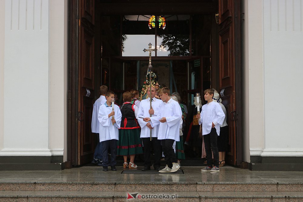 Odpust św. Rocha i święcenie zwierząt w Kadzidle [16.08.2022] - zdjęcie #28 - eOstroleka.pl