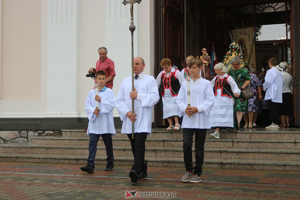 Odpust św. Rocha i święcenie zwierząt w Kadzidle [16.08.2022] - zdjęcie #29 - eOstroleka.pl