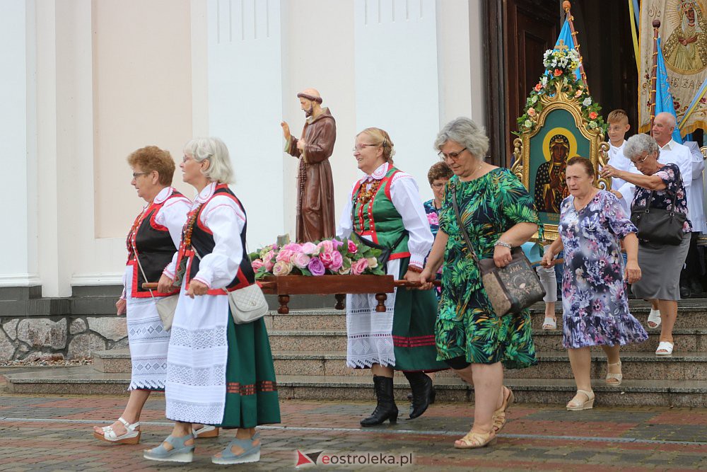Odpust św. Rocha i święcenie zwierząt w Kadzidle [16.08.2022] - zdjęcie #33 - eOstroleka.pl