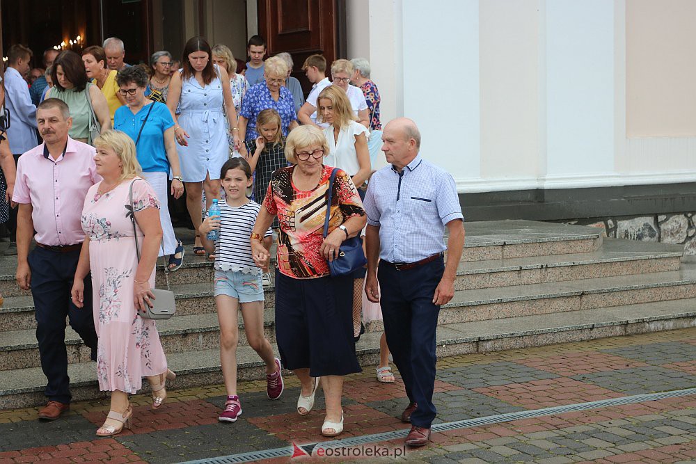 Odpust św. Rocha i święcenie zwierząt w Kadzidle [16.08.2022] - zdjęcie #43 - eOstroleka.pl