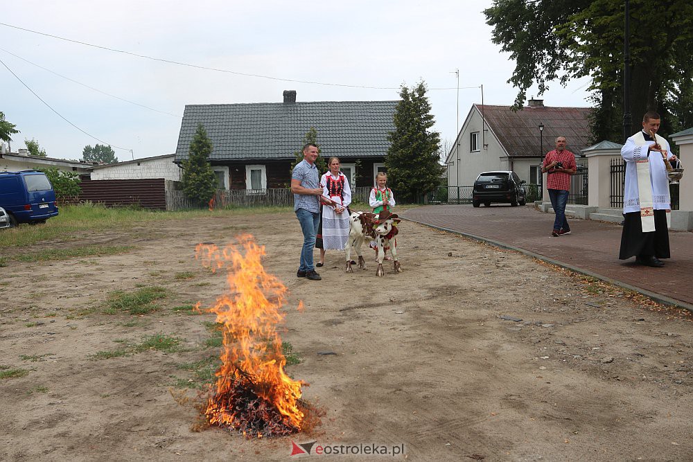Odpust św. Rocha i święcenie zwierząt w Kadzidle [16.08.2022] - zdjęcie #101 - eOstroleka.pl
