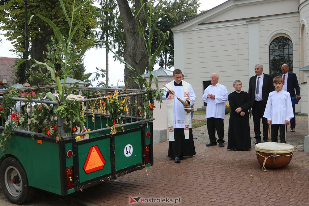 Odpust św. Rocha i święcenie zwierząt w Kadzidle [16.08.2022] - zdjęcie #20 - eOstroleka.pl
