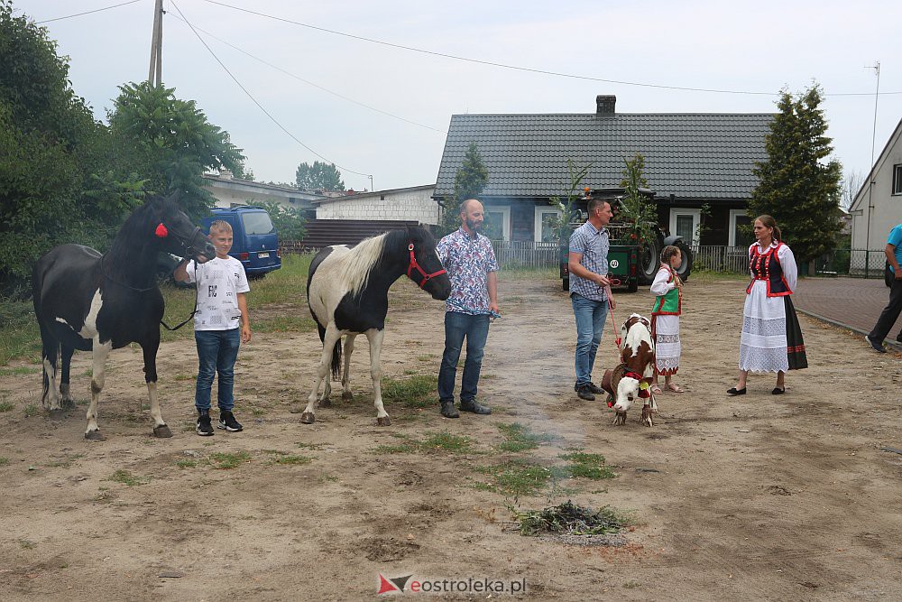 Odpust św. Rocha i święcenie zwierząt w Kadzidle [16.08.2022] - zdjęcie #125 - eOstroleka.pl