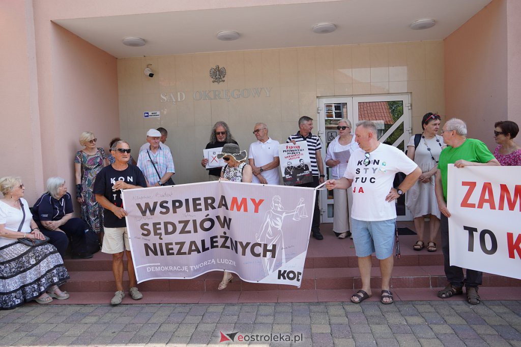 Protest sędziów w Ostrołęce [18.08.2022] - zdjęcie #10 - eOstroleka.pl